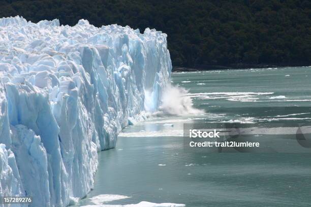 Photo libre de droit de Cascade Gelée banque d'images et plus d'images libres de droit de Cascade gelée - Cascade gelée, Amérique du Sud, Argentine