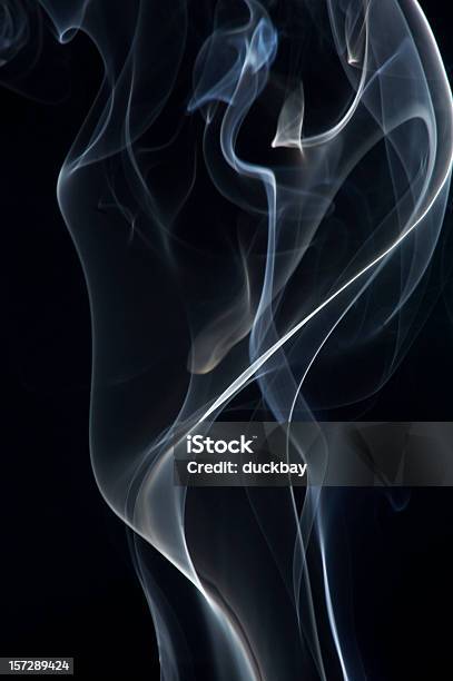Tło Dymu - zdjęcia stockowe i więcej obrazów Czarny kolor - Czarny kolor, Dym, Papieros