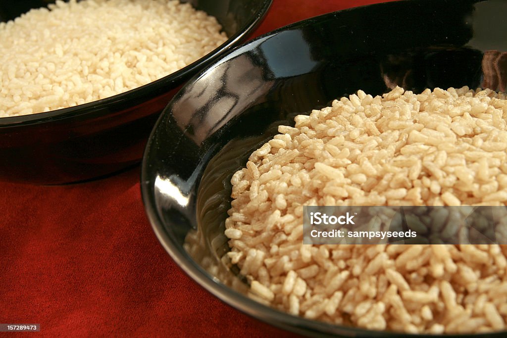 Brown x arroz branco - Foto de stock de Alimentação Saudável royalty-free