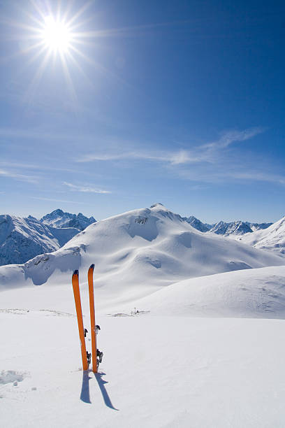 zum erholung - ski skiing european alps resting stock-fotos und bilder