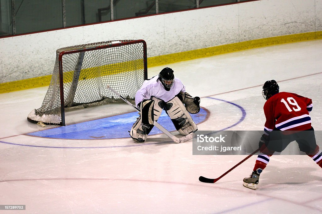 Hóquei Goaltender plano de ação - Foto de stock de Hóquei no Gelo royalty-free