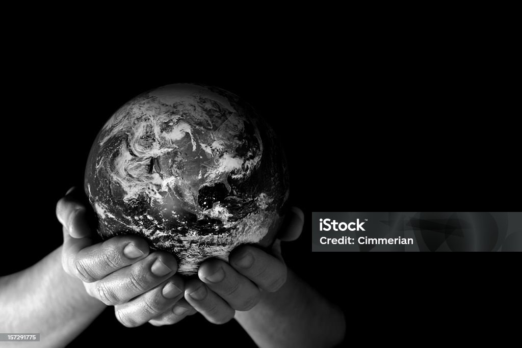 Terra nella mia mano (b/w - Foto stock royalty-free di Planisfero