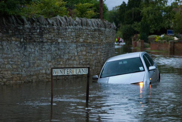 istock Abandoned Car in rural Flooding 157292678