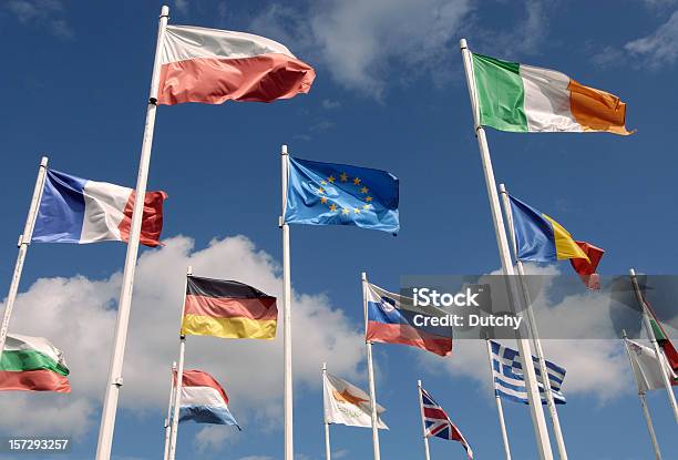 Флаги Европейского Союза — стоковые фотографии и другие картинки Евросоюз - Евросоюз, Флаг Европейского союза, Европа - континент