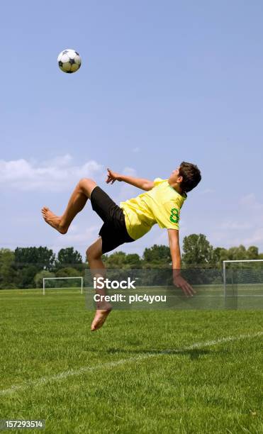 Lettore Mp3 - Fotografie stock e altre immagini di Acrobazia - Acrobazia, Calcio - Sport, Pallone da calcio