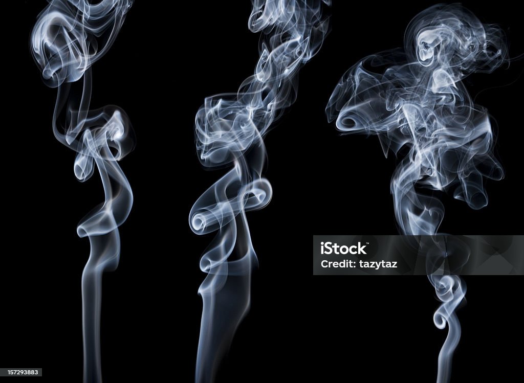 Writhing fumaça - Foto de stock de Fundo preto royalty-free