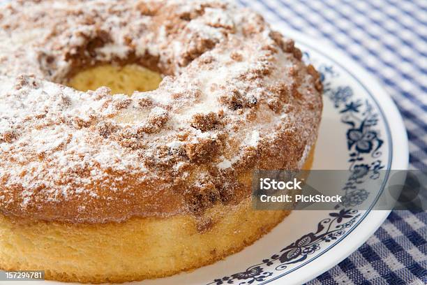 Nueva Inglaterra Miga Torta De Café Foto de stock y más banco de imágenes de Tarta de café - Tarta de café, Canela - Especia, Miga