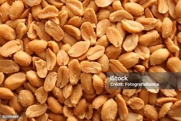 Fondo De Peanuts Salado Foto de stock y más banco de imágenes de Cacahuete - Fruto seco - Cacahuete - Fruto seco, Salado, Con textura