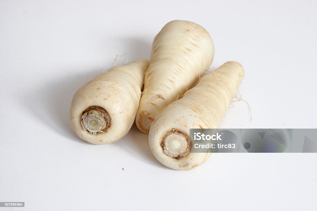 Необработанные parsnips - Стоковые фото Горизонтальный роялти-фри