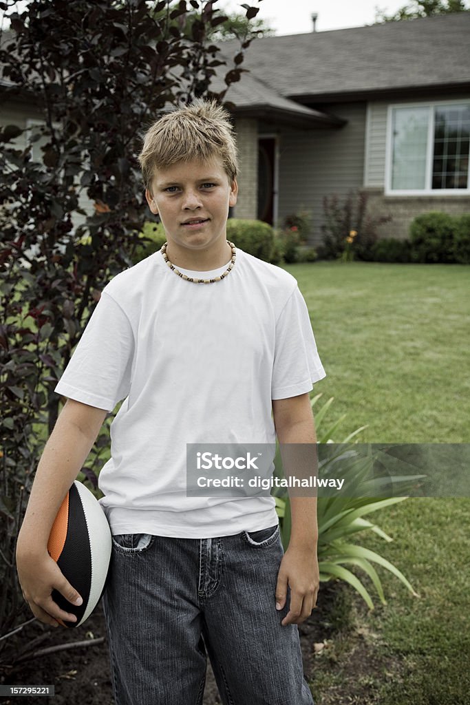 Fútbol de niños - Foto de stock de 12-13 años libre de derechos