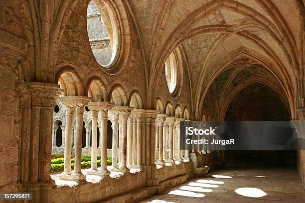 Fontfroide Abbey Frankreich Stockfoto und mehr Bilder von Kloster - Kloster, Abtei, Architektur