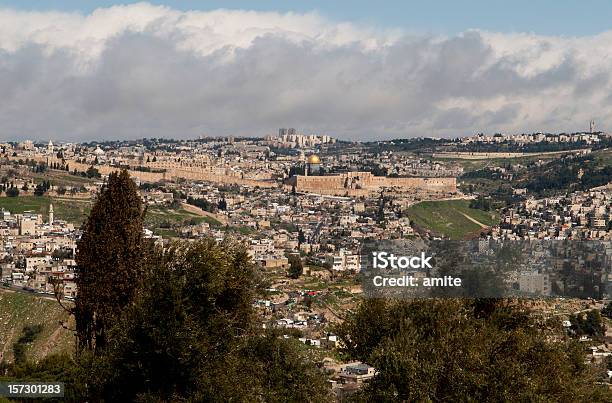 Foto de Vista Para A Cidade Velha De Jerusalém e mais fotos de stock de Azul - Azul, Bairro Judeu - Jerusalém, Bíblia