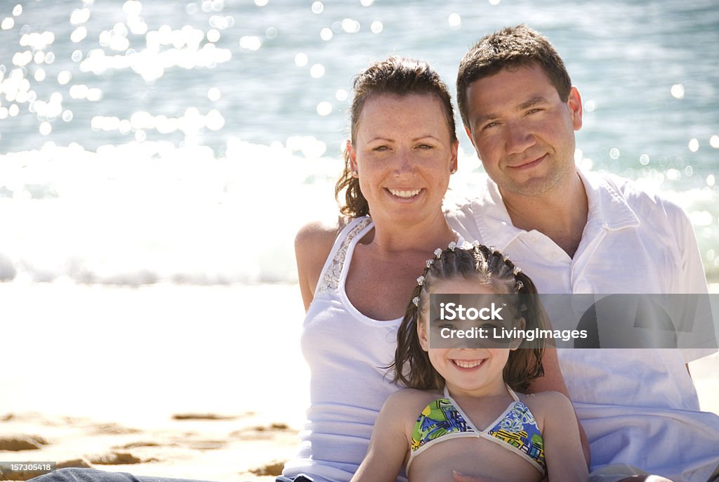 Rodzina na plaży - Zbiór zdjęć royalty-free (Czynność)
