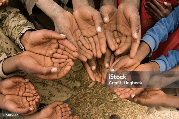 Mani Di Scarsa - Fotografie stock e altre immagini di Carestia - Carestia, Africa, Etiope