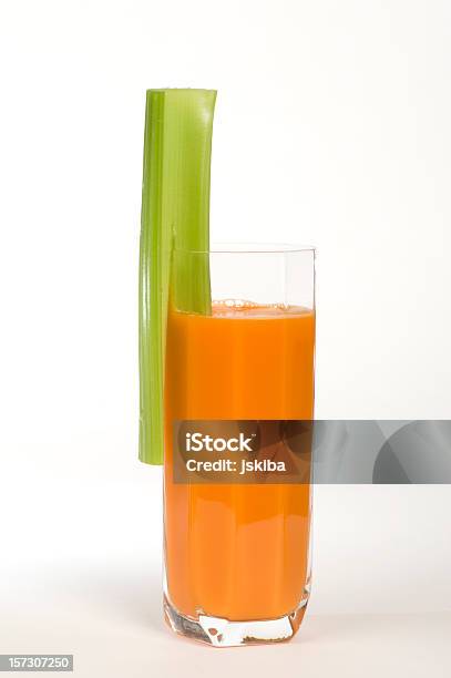Karotten Saft In Einem Glas Mit Stick Von Sellerie Stockfoto und mehr Bilder von Antioxidationsmittel - Antioxidationsmittel, Erfrischung, Farbbild