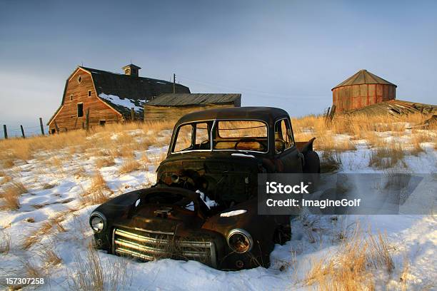 Foto de Prairie Vestígios e mais fotos de stock de Abandonado - Abandonado, Celeiro, Acabado
