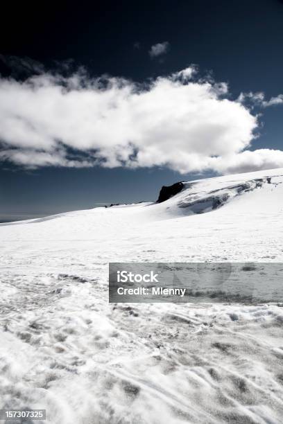 인공눈 트랙을 빙하 0명에 대한 스톡 사진 및 기타 이미지 - 0명, 겨울, 겨울 스포츠