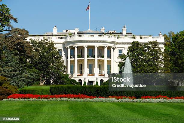 Foto de White Casa e mais fotos de stock de Casa Branca - Washington DC - Casa Branca - Washington DC, Bandeira Norte-Americana, Exterior