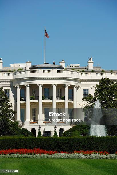 White House Mit Secret Service Agent Stockfoto und mehr Bilder von Vorderansicht - Vorderansicht, Weißes Haus, Amerikanische Flagge