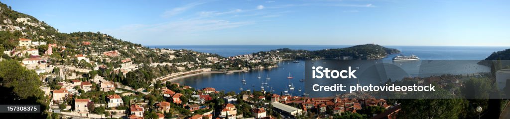 Panorama: Saint Jean Cap Ferrat, na Cote d'Azur - Foto de stock de Barco a Vela royalty-free