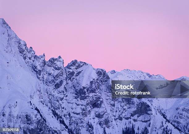 Scintillio Delle Montagne - Fotografie stock e altre immagini di Alba - Crepuscolo - Alba - Crepuscolo, Alpi, Ambientazione esterna