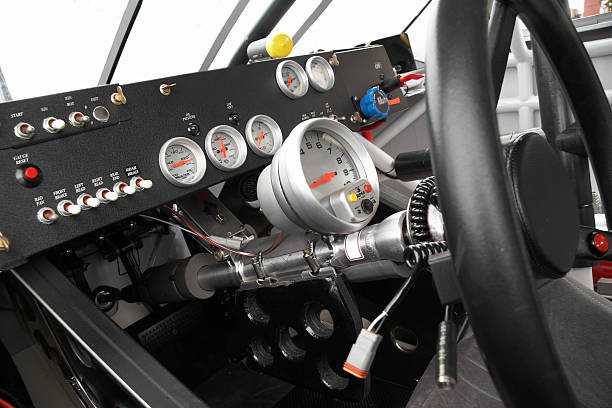 tableau de bord de voiture - steering wheel motorized sport stock car racecar photos et images de collection