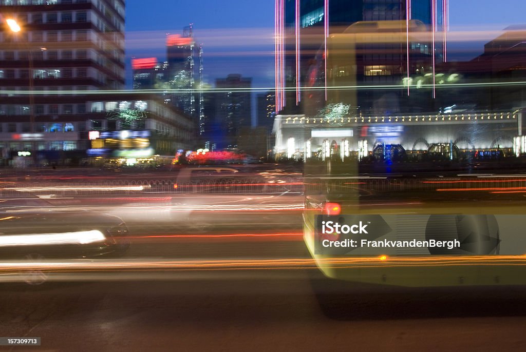 Городской скорость - Стоковые фото Автобус роялти-фри