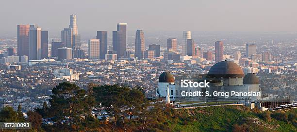 Panoramę Los Angeles - zdjęcia stockowe i więcej obrazów Architektura - Architektura, Biurowiec, Budynek użyteczności publicznej