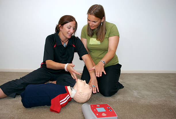 youth First Aid  first aid class stock pictures, royalty-free photos & images