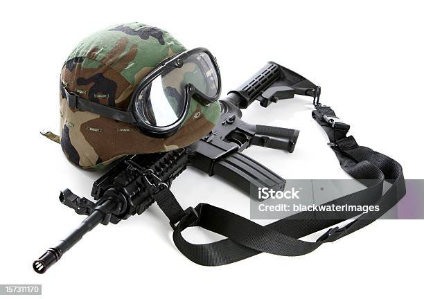 Exército Equipamento - Fotografias de stock e mais imagens de Arma de Fogo - Arma de Fogo, Camuflagem - Padrão, Capacete