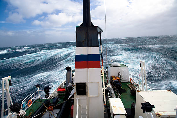 istock Icebreaker & the Drake Shake II 157311338