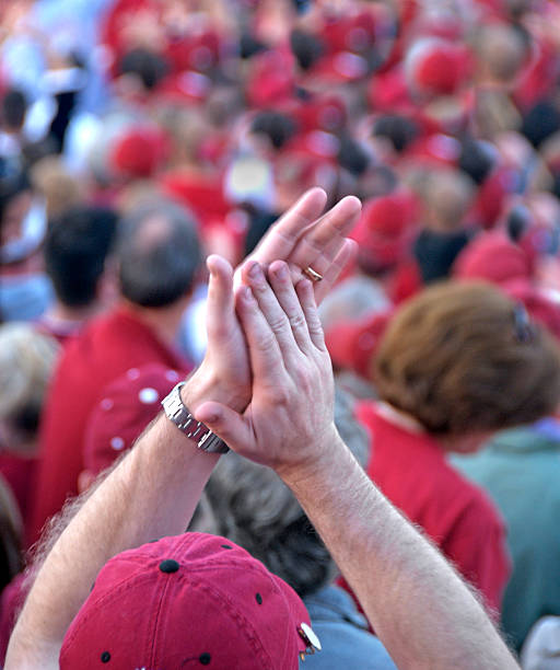 istock Sound of Two Hands Clapping 157312052