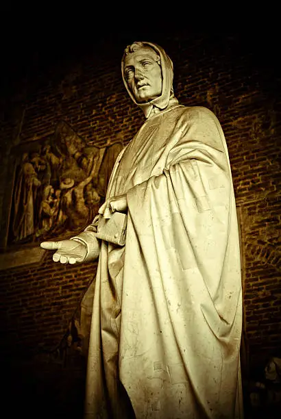 statue of Leonardo Fibonacci in Camposanto (the ancient cemetery annexed to the cathedral at Piazza dei Miracoli in Pisa.