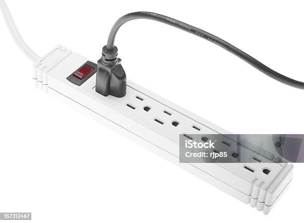 Tira De Alimentación Con Conector Macho Foto de stock y más banco de imágenes de Enchufe de pared - Enchufe de pared, Toma eléctrica, Enchufe