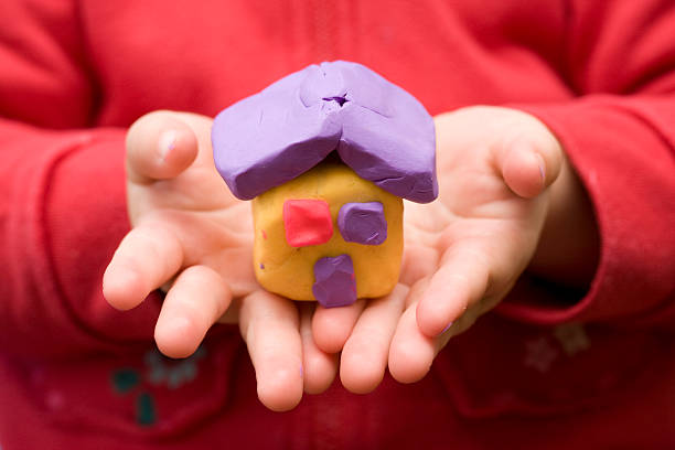 minha casa em mãos - playdoh imagens e fotografias de stock