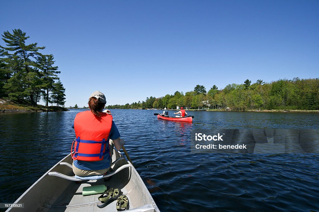 Andare in canoa - Foto stock royalty-free di Casetta di campagna