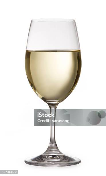Weißer Wein Isoliert Stockfoto und mehr Bilder von Weißwein - Weißwein, Trinkglas, Weißer Hintergrund