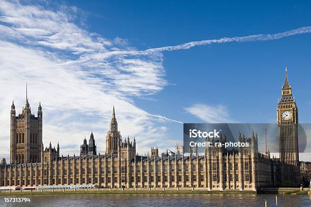 Palácio De Westminster Londres - Fotografias de stock e mais imagens de Ao Ar Livre - Ao Ar Livre, Big Ben, Capitais internacionais