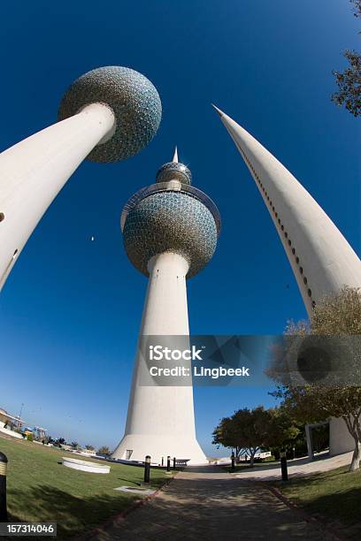 Fisheye Vista De Kuwait Towers Foto de stock y más banco de imágenes de Arabia - Arabia, Arquitectura, Asia Occidental