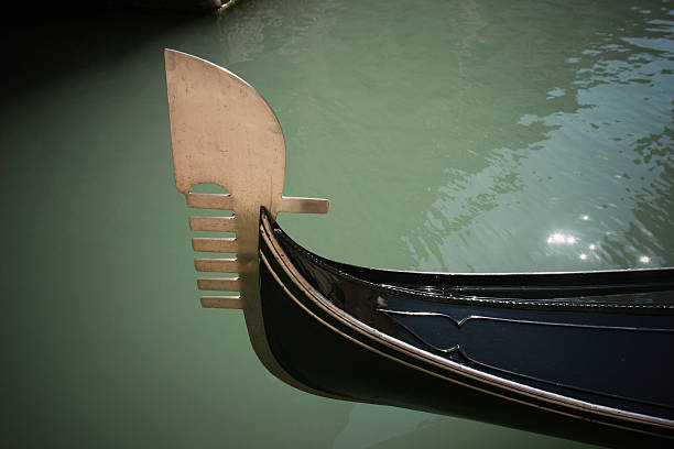 gondola, venice - gondola italy venice italy italian culture zdjęcia i obrazy z banku zdjęć