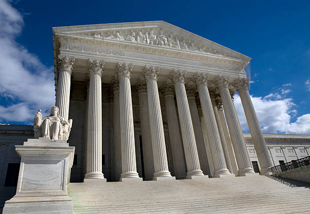 budynek sądu najwyższego stanów zjednoczonych w waszyngtonie dc - us supreme court corinthian column classical greek zdjęcia i obrazy z banku zdjęć