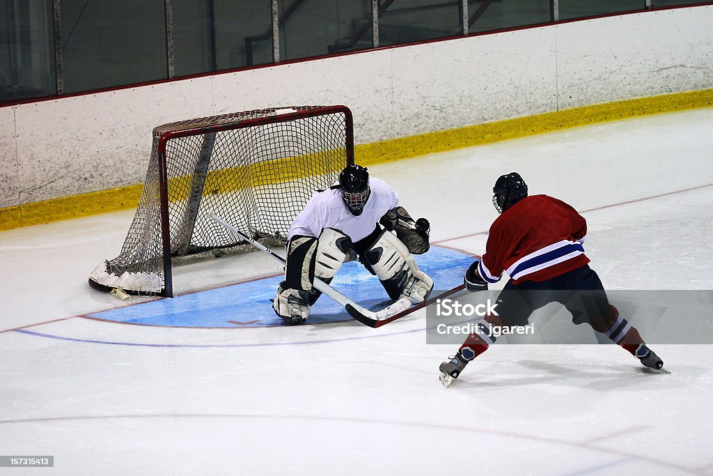 Hockey Goaltender scatto - Foto stock royalty-free di Hockey