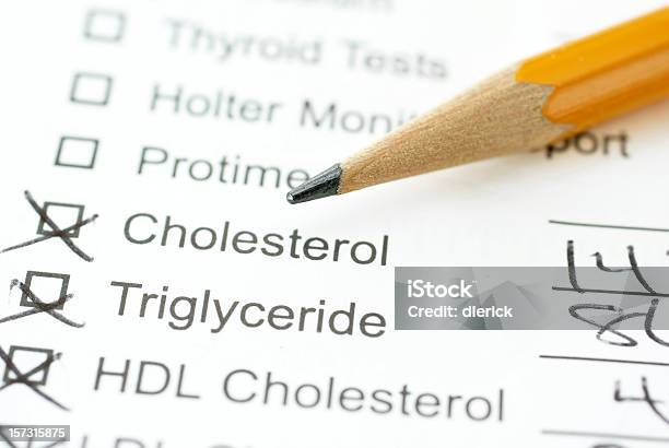 Rapporto Di Laboratorio Per Il Colesterolo Con Matita - Fotografie stock e altre immagini di Colesterolo