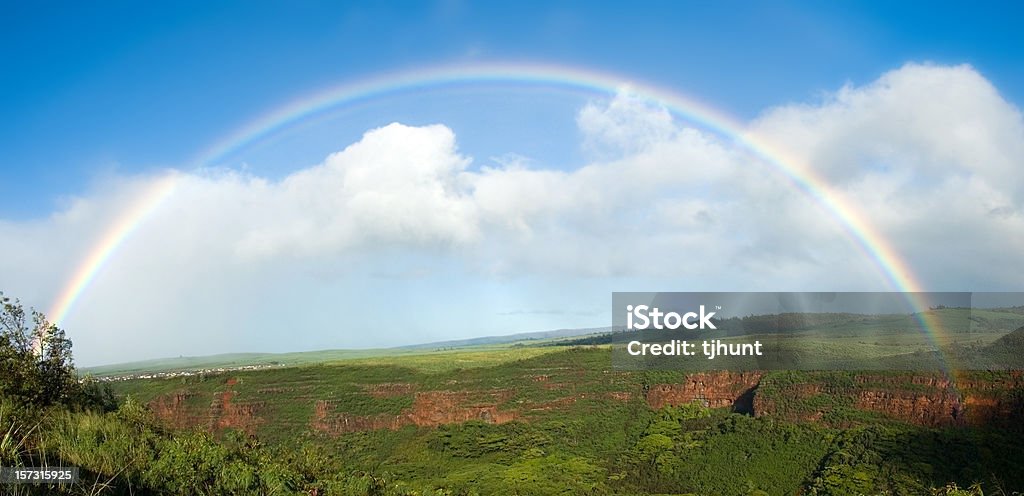 Gran arco iris en Kauai - Foto de stock de Aire libre libre de derechos