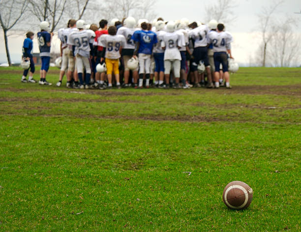 istock Football Team 157317039