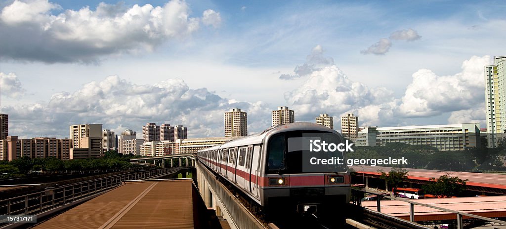 Panorama de cidade de trem - Foto de stock de Cidade de Singapura royalty-free