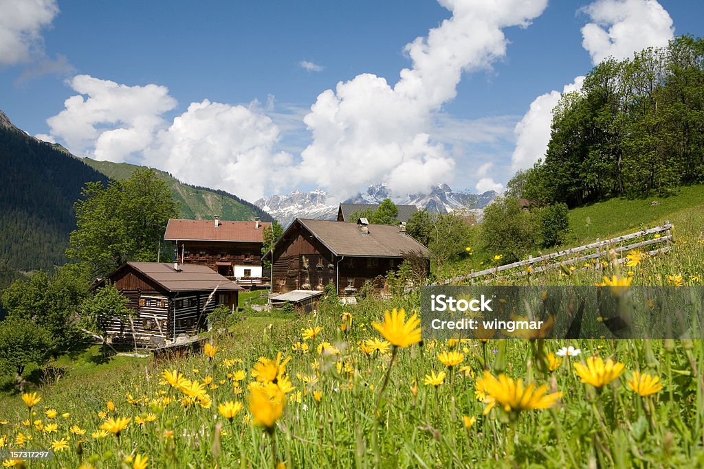 Il villaggio bschlabs - Foto stock royalty-free di Abbandonato