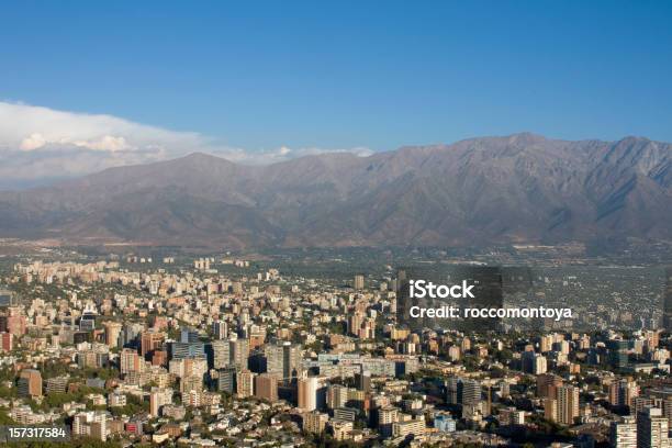 Santiago De Stockfoto und mehr Bilder von Bauwerk - Bauwerk, Büro, Chile