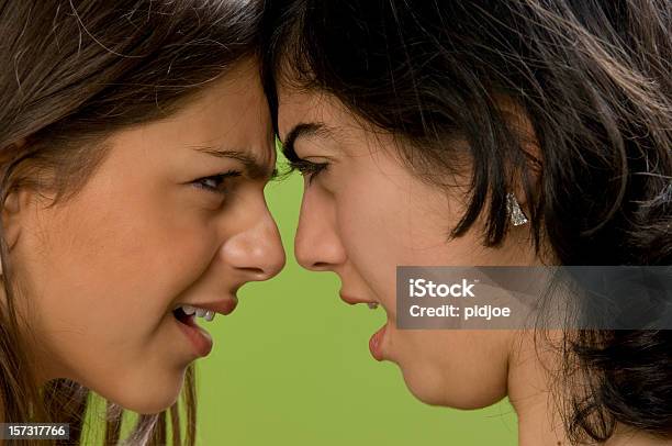 Photo libre de droit de Screaming Pour Femmes banque d'images et plus d'images libres de droit de Adulte - Adulte, Bouche humaine, Bouche ouverte