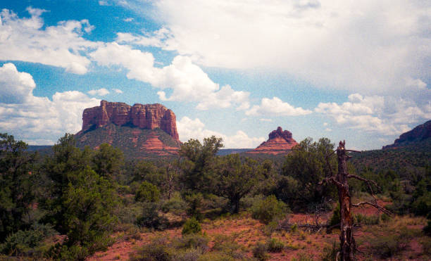istock Iconic Sedona Red Rock 1573234974